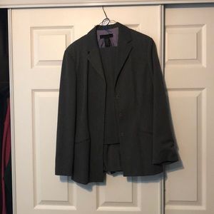 Gray pant suit